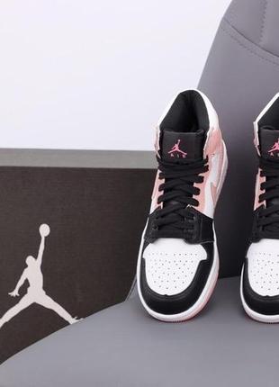 Жіночі кросівки nike air jordan 1 mid pink white black 37-38-39-404 фото