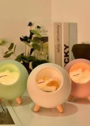 Ночник дитячий "котик в будиночку" з бука, з м'якою іграшкою