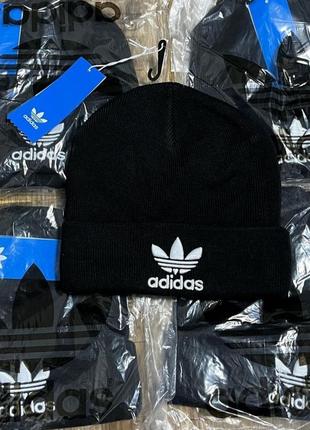 Шапка adidas