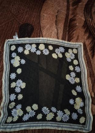 Шовкова хустинка casual corner ,корея.