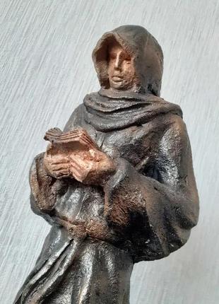 Статуєтка монах декор, інтер'єр, сувенір, скульптура, подарунок.