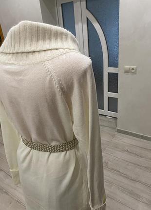 Модна подовжена блузка кофта