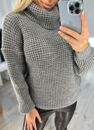 Шикарный шерстяной свитер с воротником3 фото