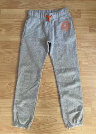 Утепленные спортивные штаны c&a