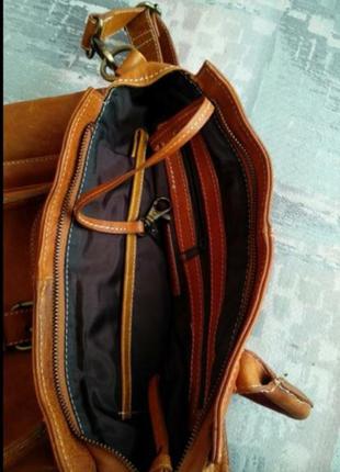 Продам оригинальную кожаную сумку wera stockholm