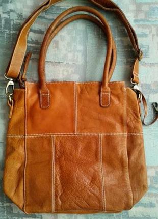 Продам оригинальную кожаную сумку wera stockholm