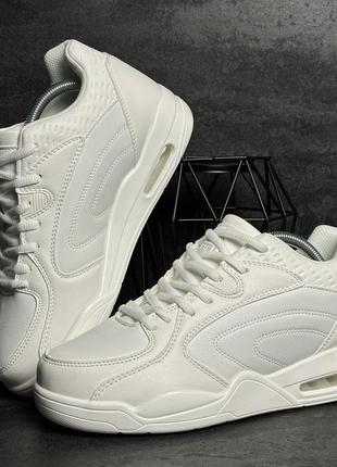 Мужские зимние кроссовки