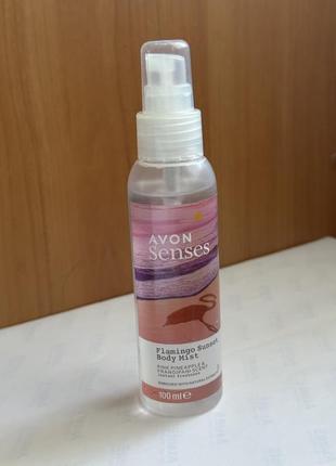 Освіжаючий лосьйон-спрей для тіла «фламінговий захід» avon2 фото