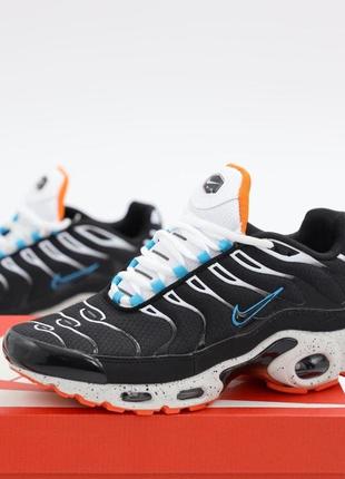 Чоловічі кросівки nike air max plus tn+ black white orange 42-43