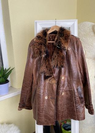 Женская кожаная куртка с натуральным мехом1 фото