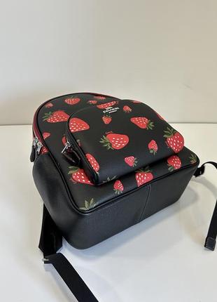 Черный кожаный рюкзак court medium backpack coach4 фото