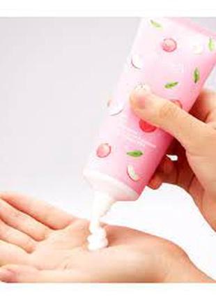 Зволожувальний лосьйон для тіла з екстрактом персика та вітаміном е bioaqua peach extract3 фото