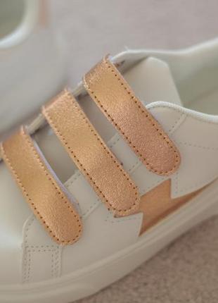 Женские кроссовки белые три липучки цвета золота 37 размер2 фото