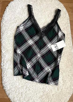 Стильна блуза від zara