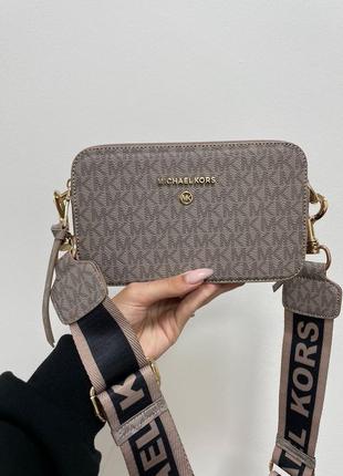 Сумка кроссбоди michael kors snapshot grey