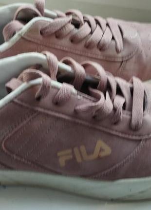 Продам кроссовки fila 41 размер