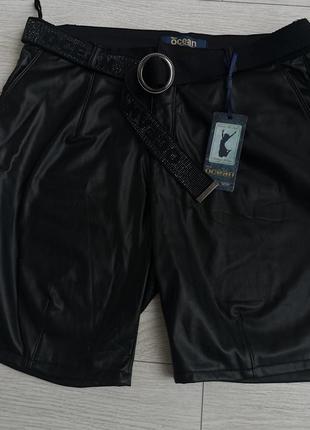 Кожаные шорты р48