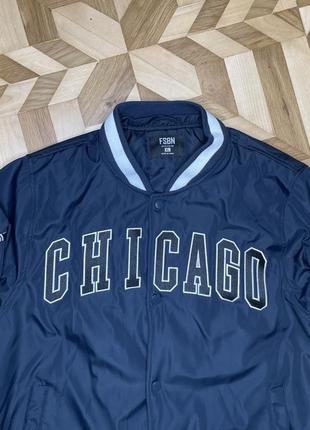 Чоловічий бомбер chicago