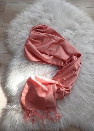 Розовый шарф женский классический