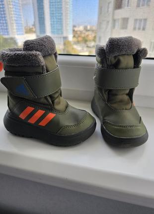 Ботинки зима adidas  13.5cm