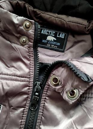 Демісезонна стьобана куртка з капюшоном arctic lab, тепла, 7-8 років4 фото