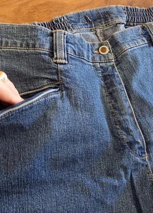 Брендовые стрейчевые укороченные джинсы.батл.4 фото