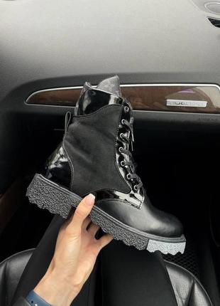 Lv boots black fur