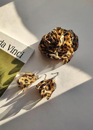 Серьги в подарок комплект тредновый чокер с цветком брошка роза атлас текстиль