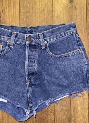 Стильные короткие синие джинсовые шорты’’levi’s’’,m оригинал2 фото