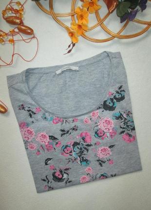 Классная стрейчевая футболка серый меланж с цветочной отделкой george6 фото