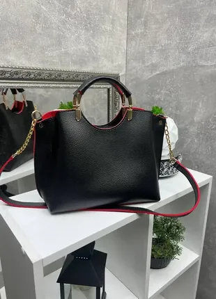 Чорний із червоним усередині — вдавка — стильна сумка на три відділення — фурнітура золото2 фото