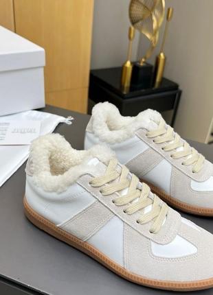 Утепленні кросівки черевики уги ugg зимове взуття