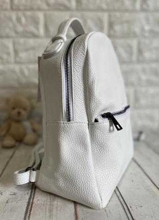 Білий жіночий рюкзак з натуральної шкіри італія8 фото