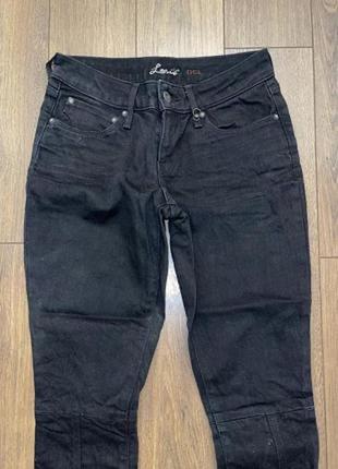 Стильные черные укороченные фирменные джинсы ’’levi’s’’,s на змейках до колен оригинал3 фото