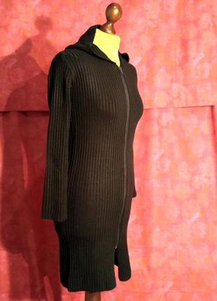 Платье вязанное черное с капюшоном3 фото