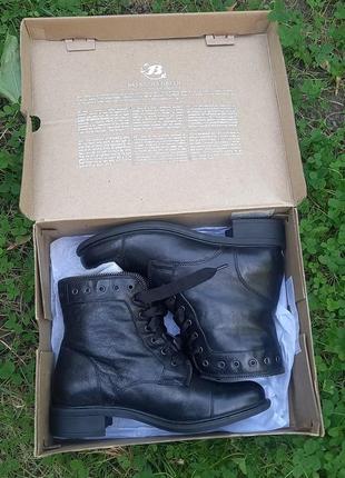 Женские черные ботинки на шнурках bata, кожа 100%7 фото