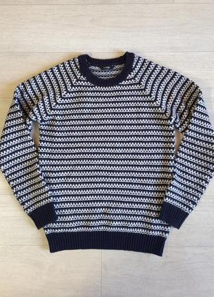 В наличии 2 шт.
теплый акриловый свитер george указано 9-10 лет1 фото