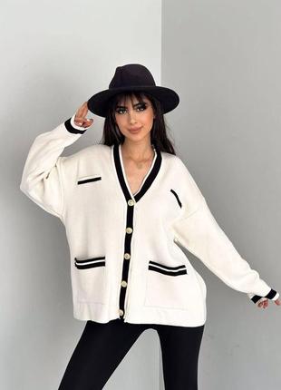 Модный свитер женский свободный кардиган белого цвета с карманами в универсальном размере ткань акрил2 фото