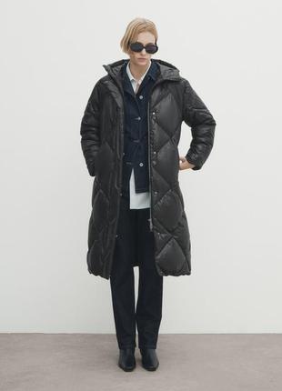 Massimo dutti длинная стеганая ромбами куртка с наполнителем из пуха и пера новая черная1 фото