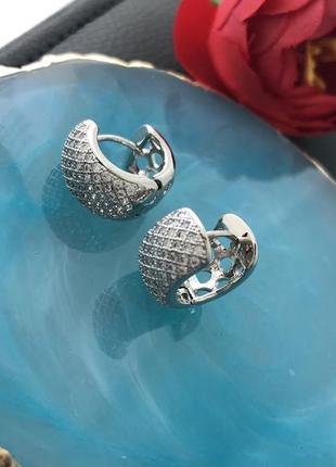 Серьги с камнями, круглые, россыпь камней, сережки під срібло з камінчиками, кільця, кульчики, круглі, тренд, хіт, шикарні