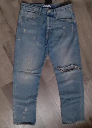 Джинсы рванки zara