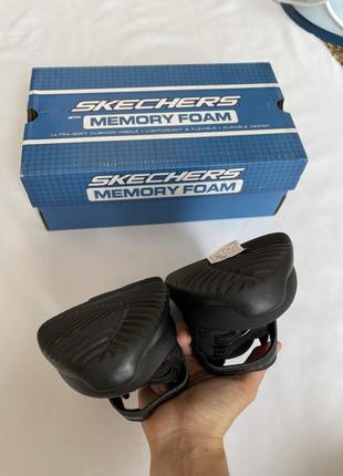 Кроссовки skechers memory foam7 фото