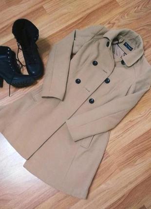 Бежевое пальтишко) пальто