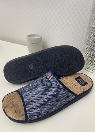 Тапочки мужские с открытыми пальцами на пробке от home story.