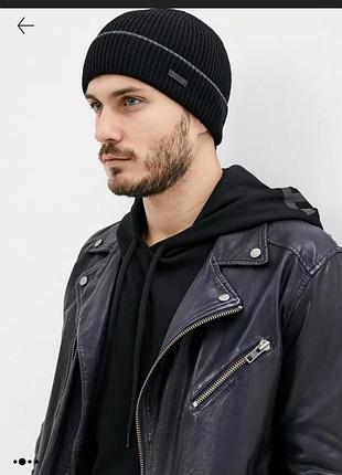 Мужская шерстяная шапка бини от hugo boss .