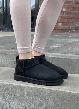 Женские угги ugg ultra mini black lacquer