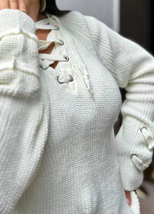 Женский свитер со шнуровкой🤍3 фото