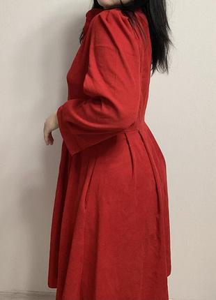 Сукня червона