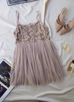 Брендова коктельна сукня з розшитим корсетом1 фото