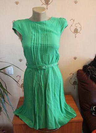 Asos вискозное зеленое платье с поясом
